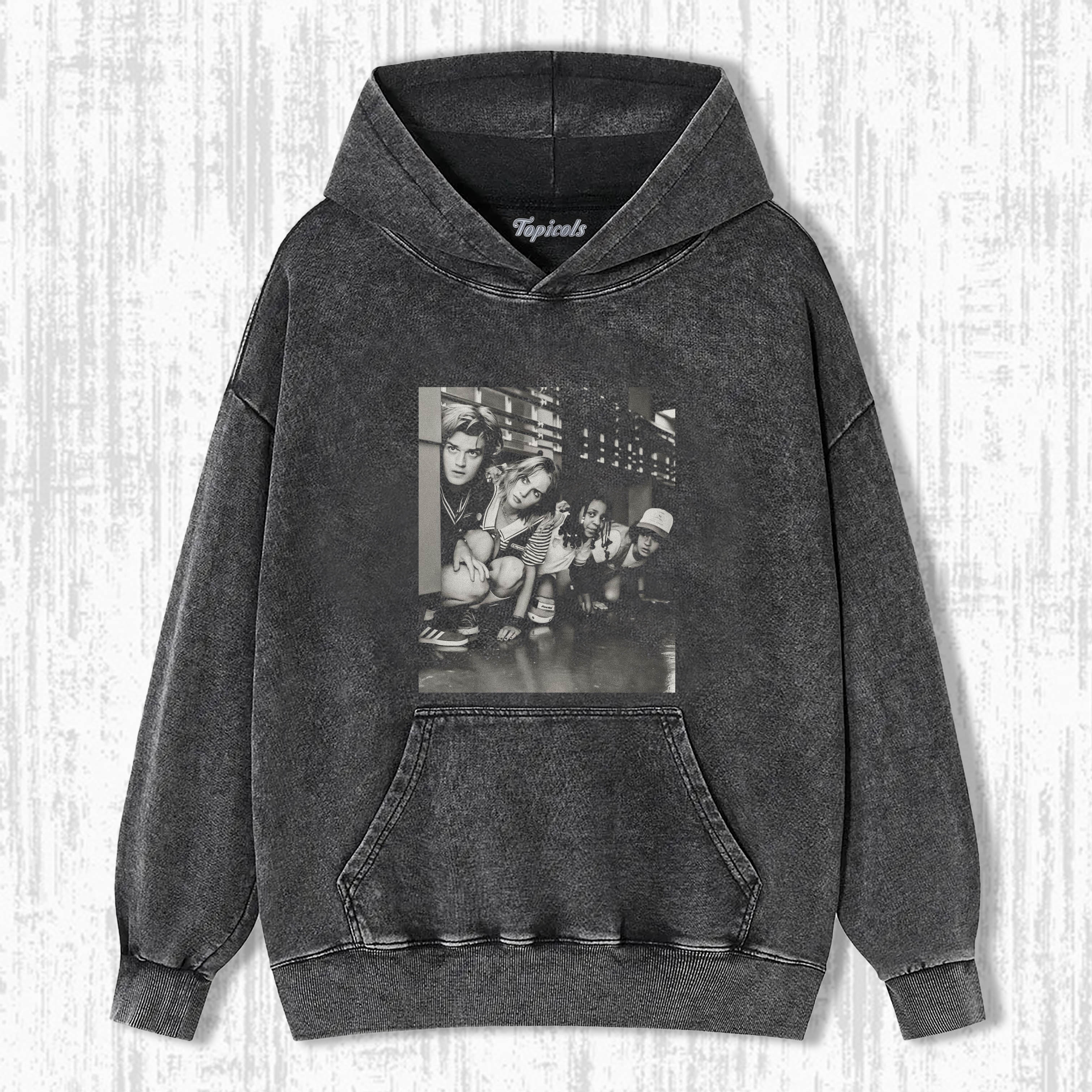 STRANGER THINGS VINTAGE T-SHIRT