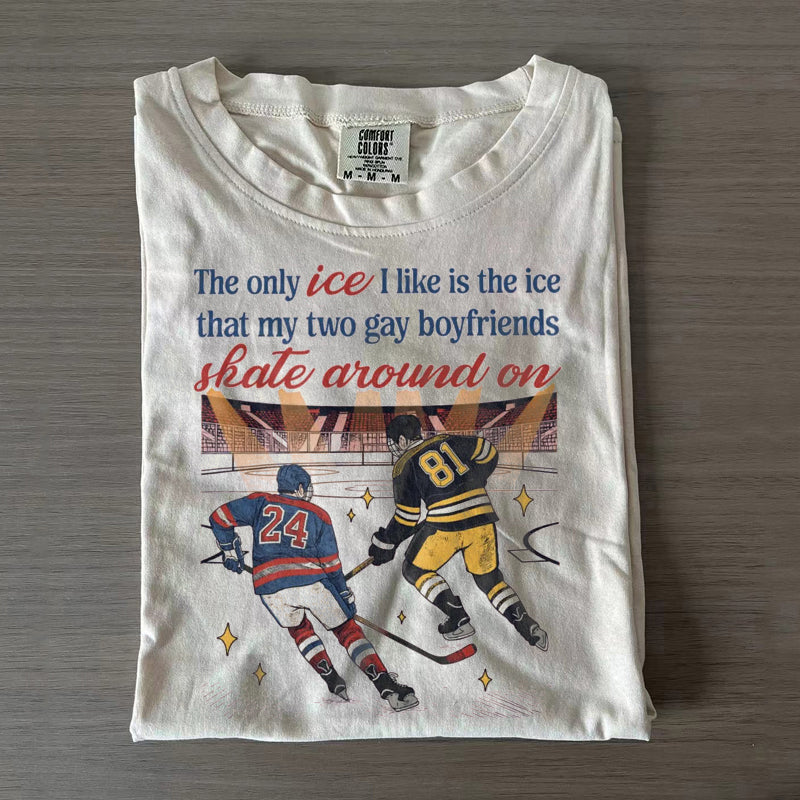 L'unico ICE che mi piace è il ghiaccio su cui i miei due fidanzati gay pattinano su una maglietta