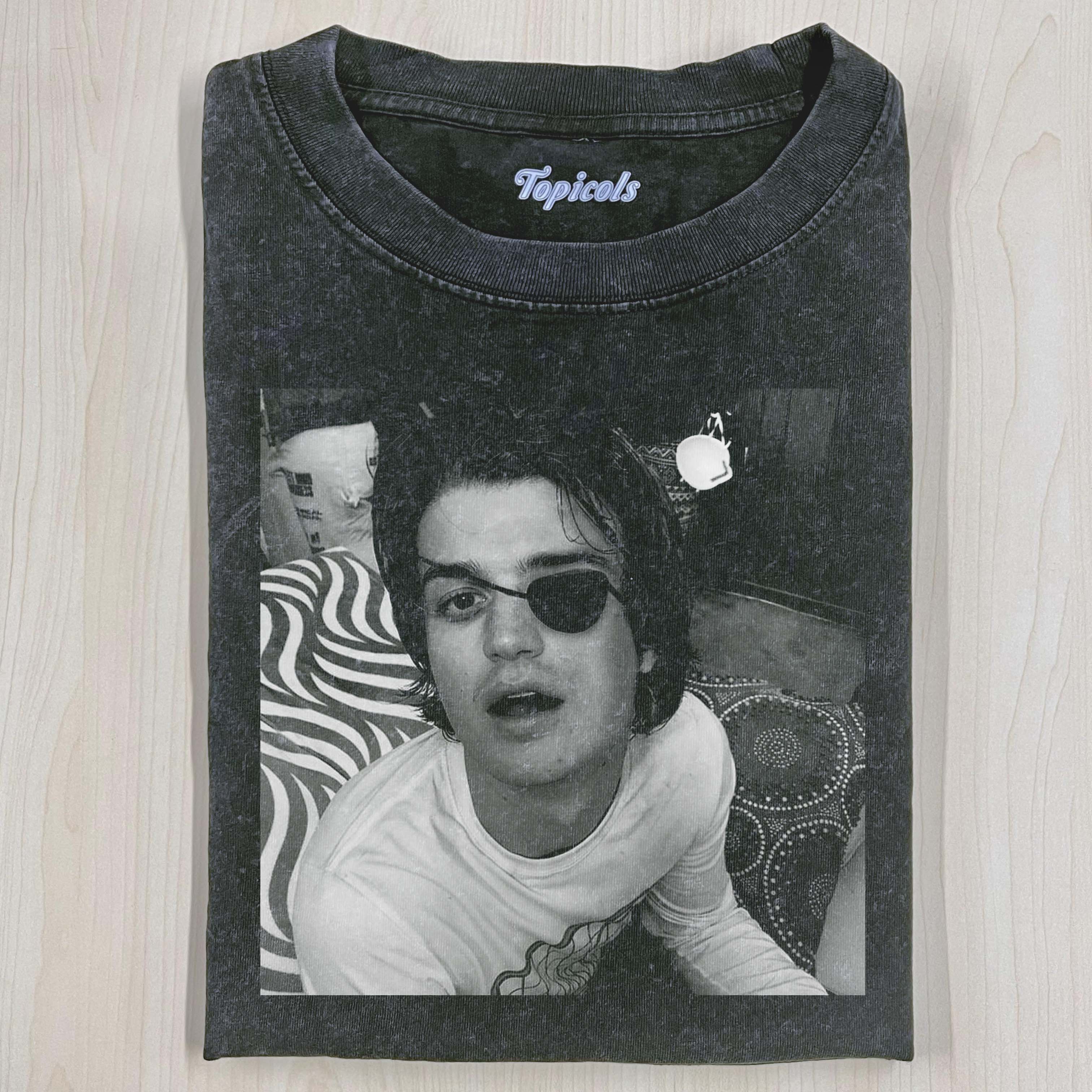 STRANGER THINGS T-SHIRT